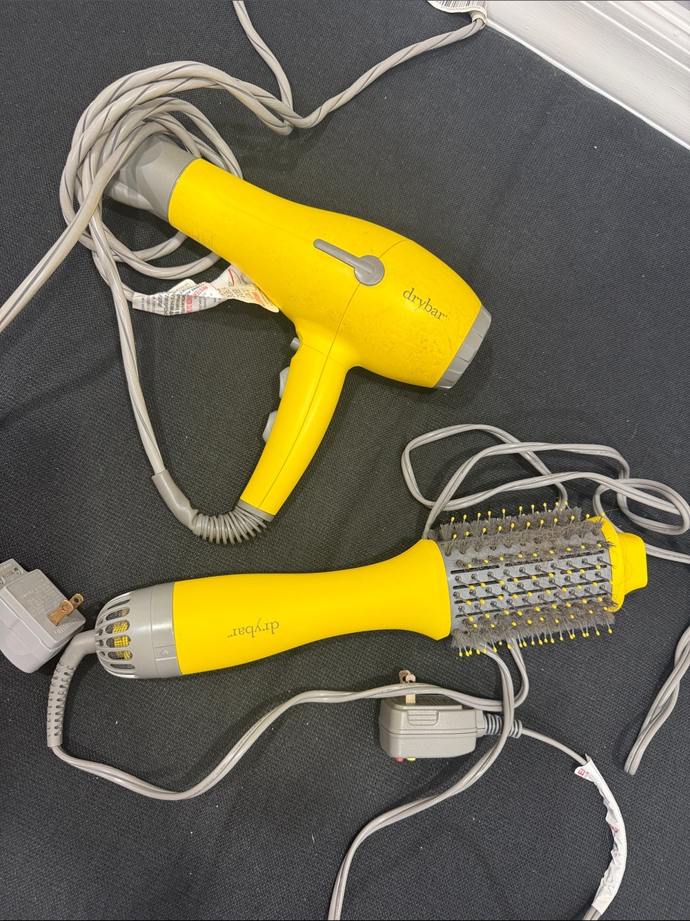 Hair dryer and hot air brush